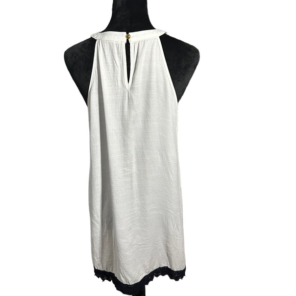 Linen dress - Picture 2 of 4